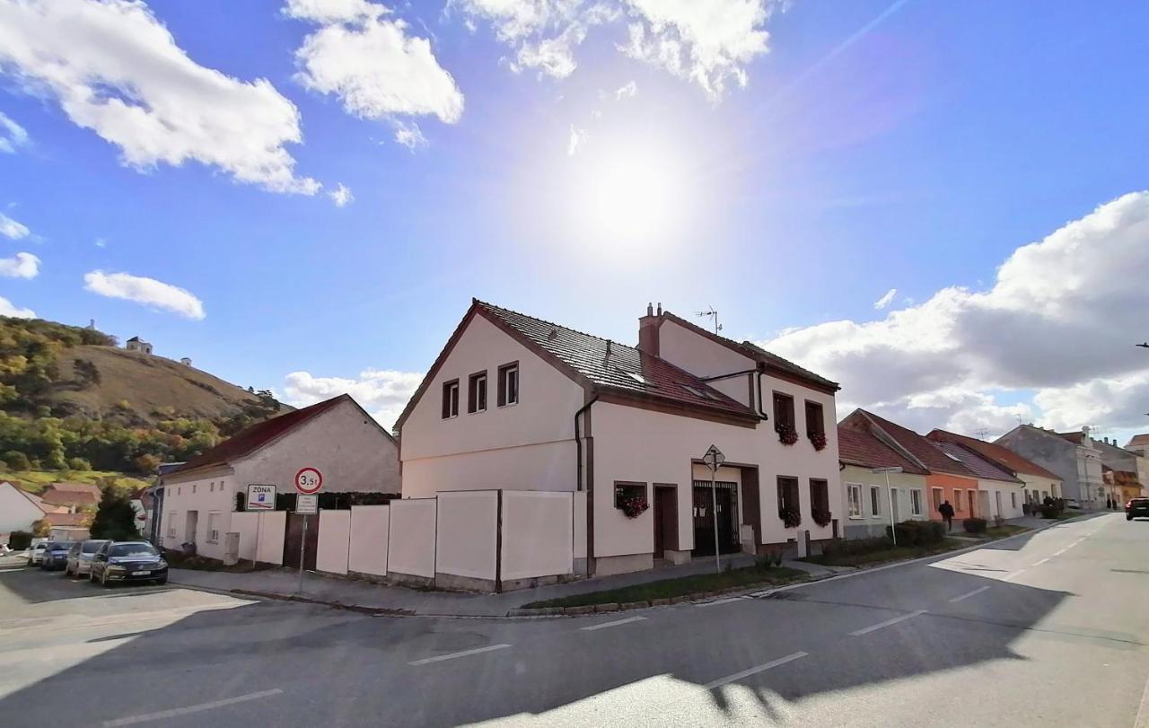 Ubytovani Na Spaciru Mikulov Zewnętrze zdjęcie