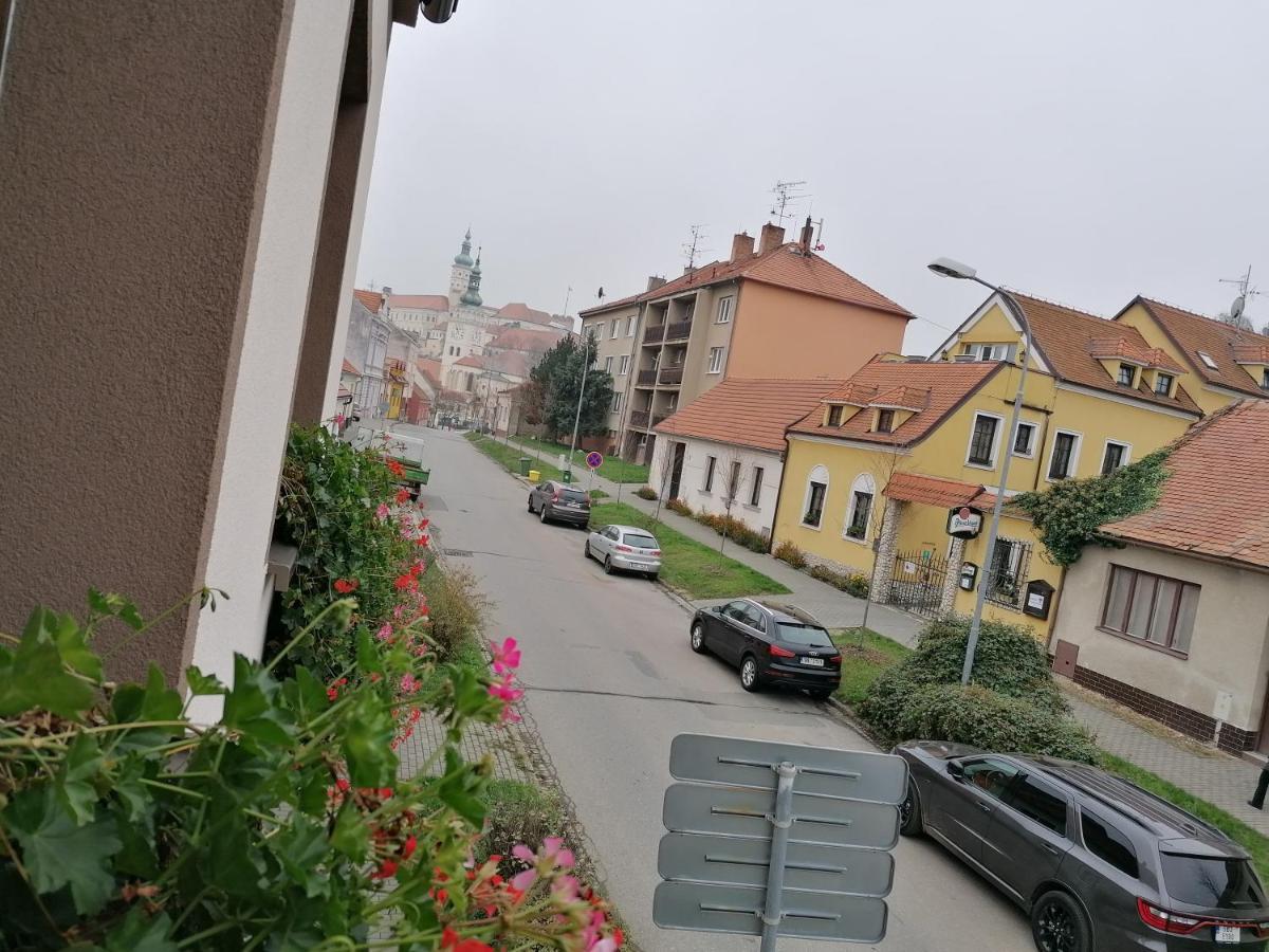 Ubytovani Na Spaciru Mikulov Zewnętrze zdjęcie